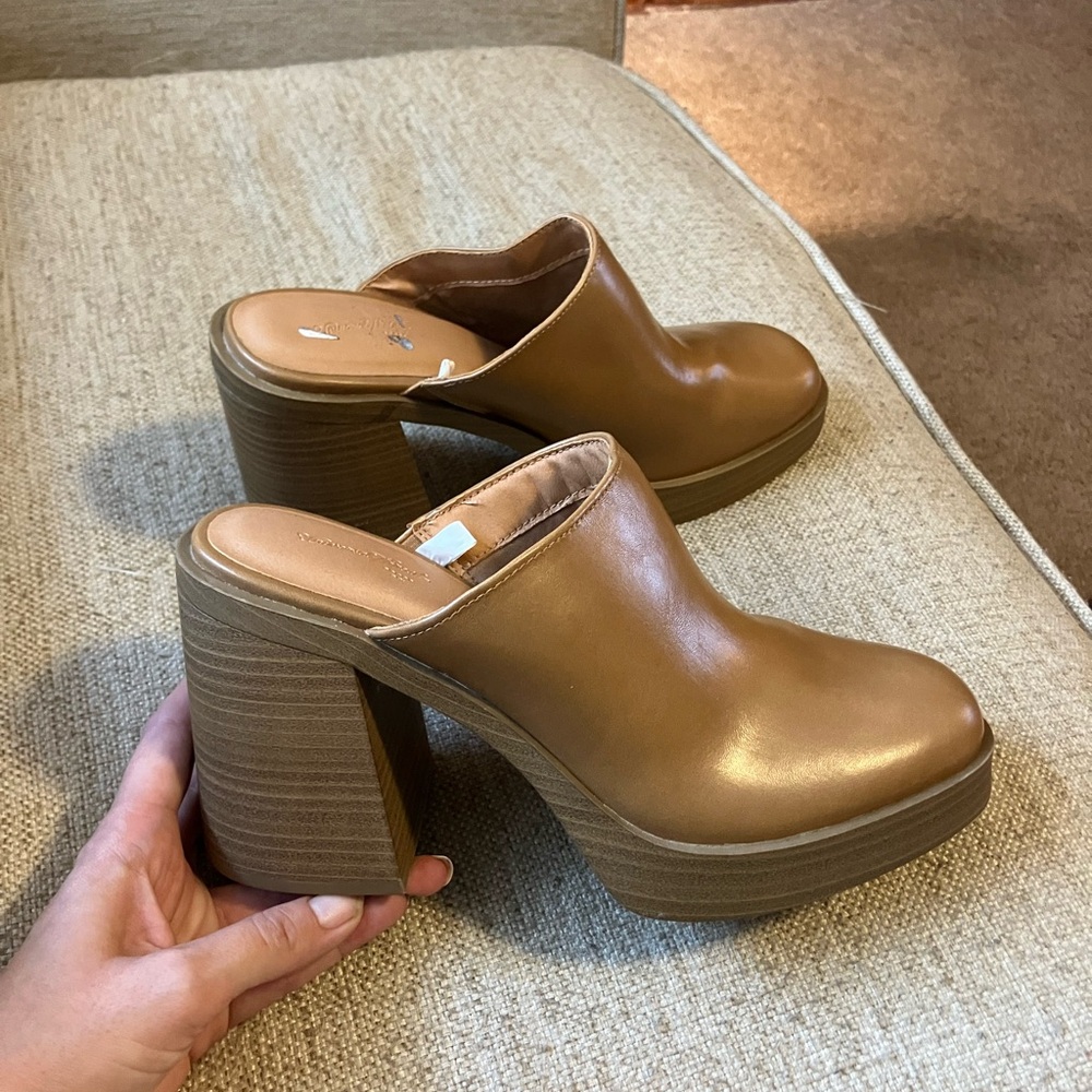 Tan brown  leather clog wedges
